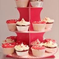 Engagement heart cupcakes