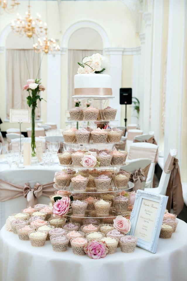 Wedding cupcake tower