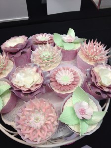 Cake International pastel flower cupcake
