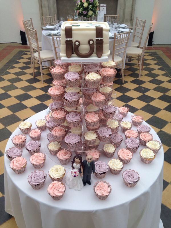 Travel themed wedding cake